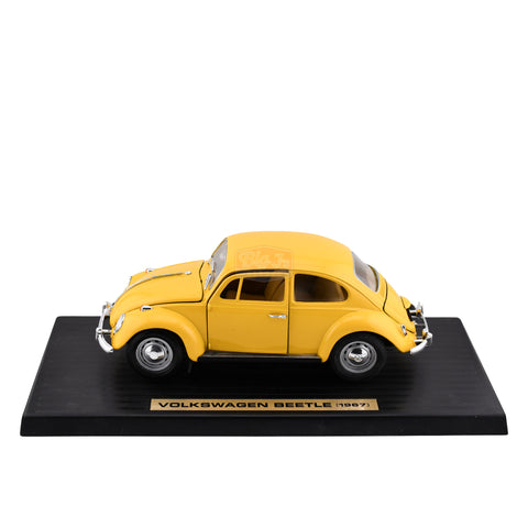 Road Legends 1:18th 1967 VW Beetle Yellow Big J's Garage